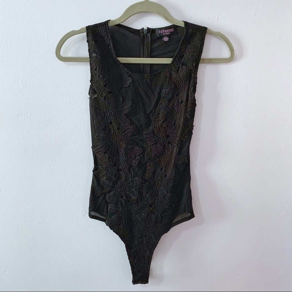 💄2/$25 Floral Body Suit with Sheer Mesh